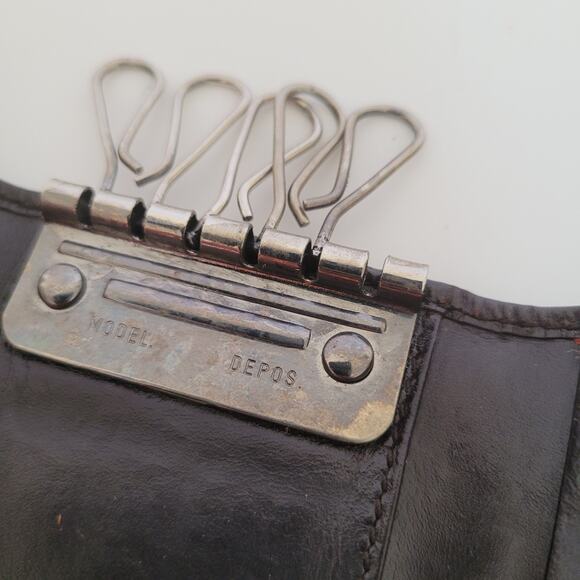 Authentic Prada Multicles 5 Key Holder Hooks Case Brown Small Wallet Leather - Picture 6 of 13